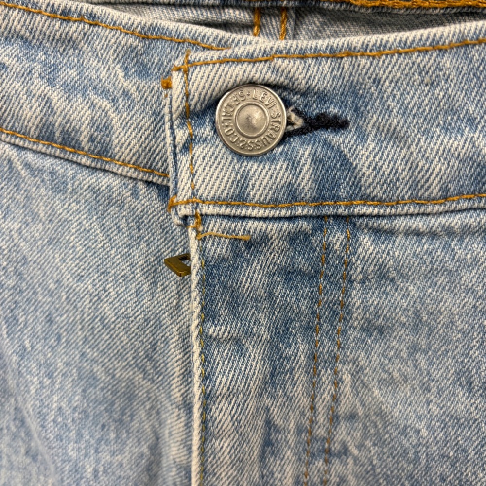 Levis 505 Regular Fit Straight‎ Leg Light Wash Denim Jeans Mens 38x33 - Picture 3 of 14